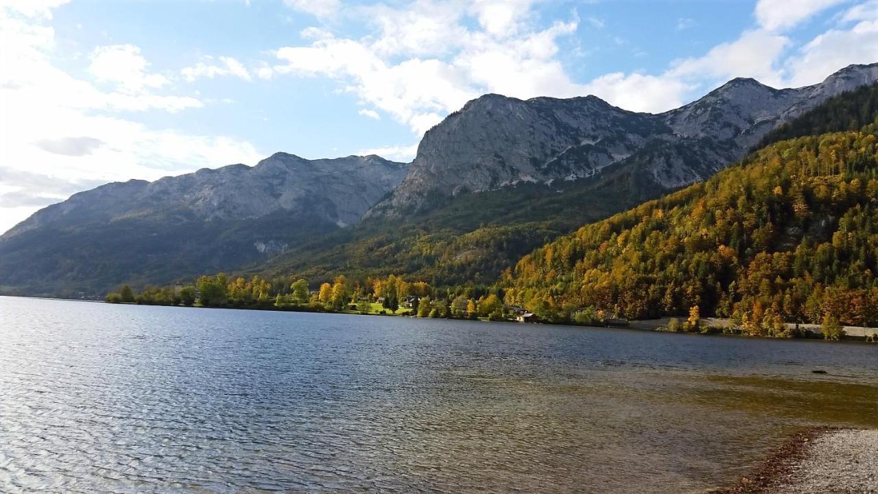 Ferienwohnungen Seraphine Und Theresia Grundlsee Exteriör bild