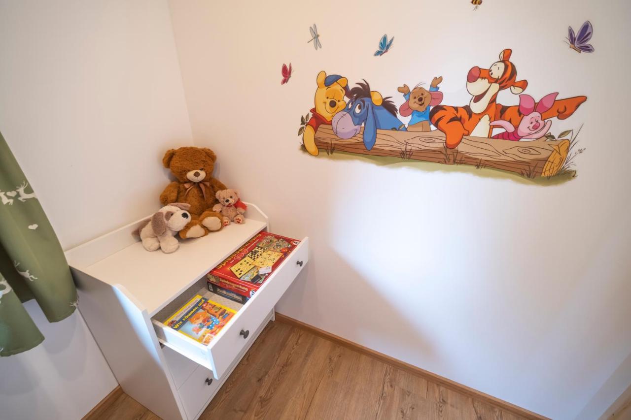 Ferienwohnungen Seraphine Und Theresia Grundlsee Exteriör bild
